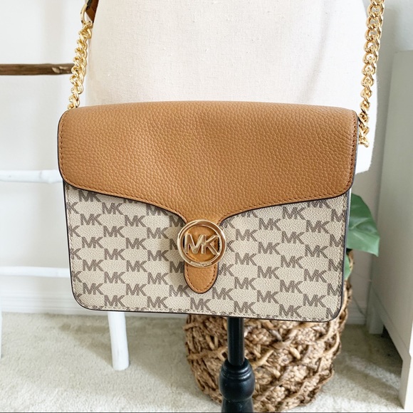 Michael Kors Large Vanna Crossbody Bag - Picture 2 of 13